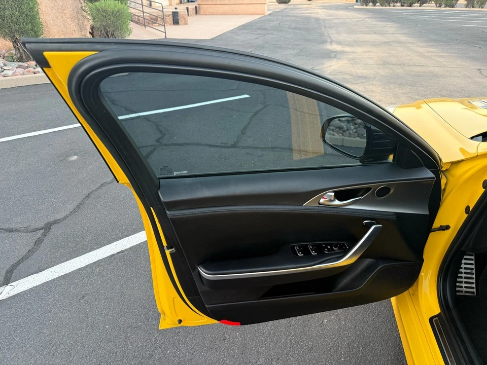 2018 Kia Stinger GT - Image 11 of 21