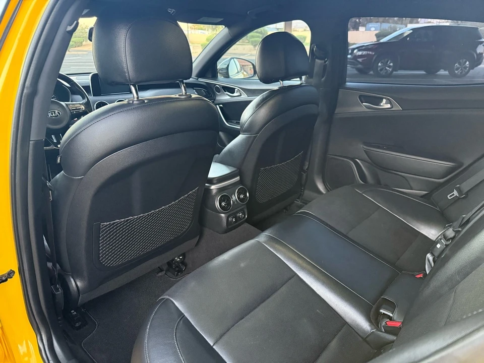 2018 Kia Stinger GT - Image 13 of 21