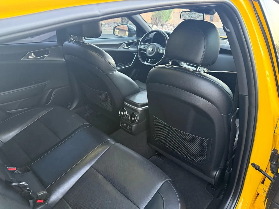 2018 Kia Stinger GT - Image 16 of 21