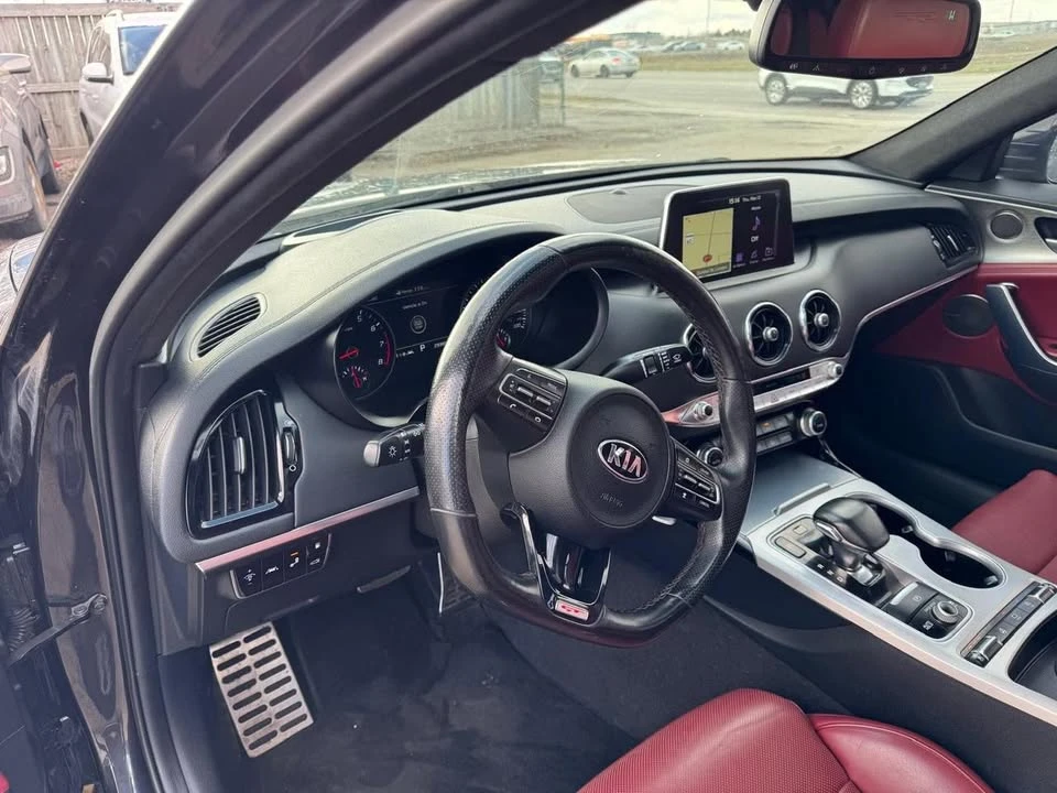 2018 Kia Stinger GT - Image 13 of 19