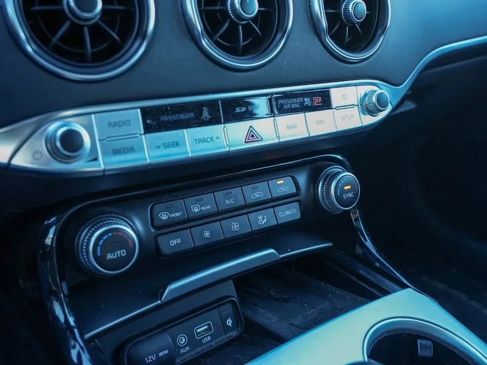 2018 Kia Stinger GT - Image 13 of 15