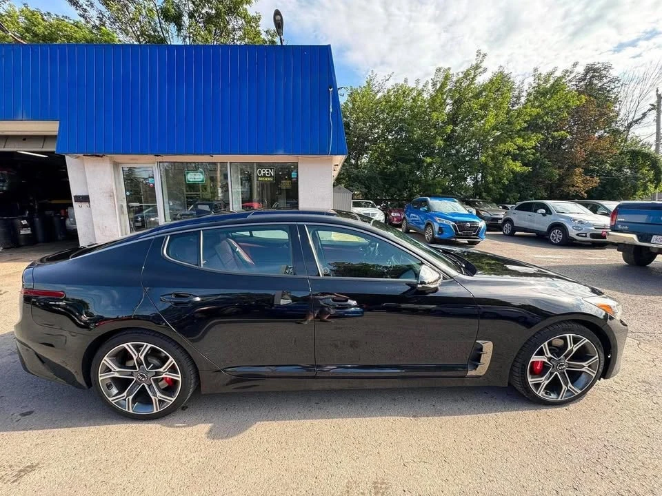 2018 Kia Stinger GT - Image 9 of 20