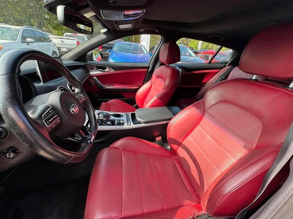 2018 Kia Stinger GT - Image 18 of 20