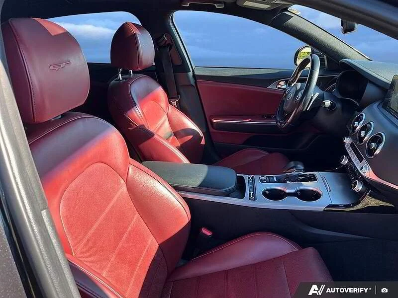 2018 Kia Stinger GT - Image 18 of 20
