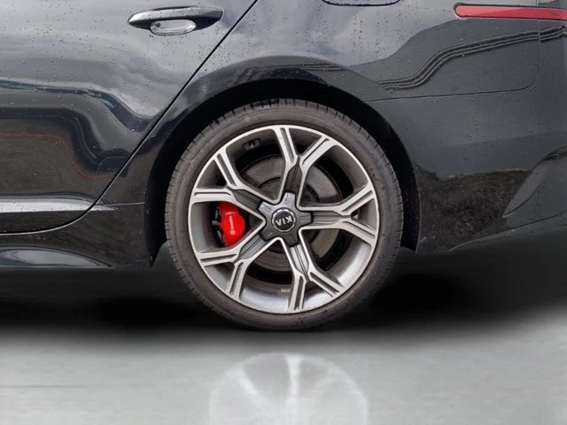 2018 Kia Stinger GT - Image 11 of 20