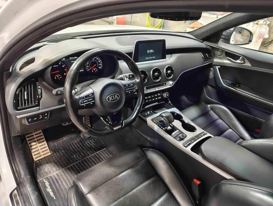 2018 Kia Stinger GT - Image 6 of 6