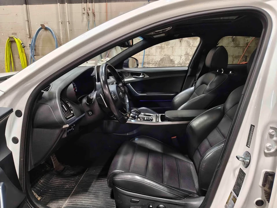 2018 Kia Stinger GT - Image 5 of 6