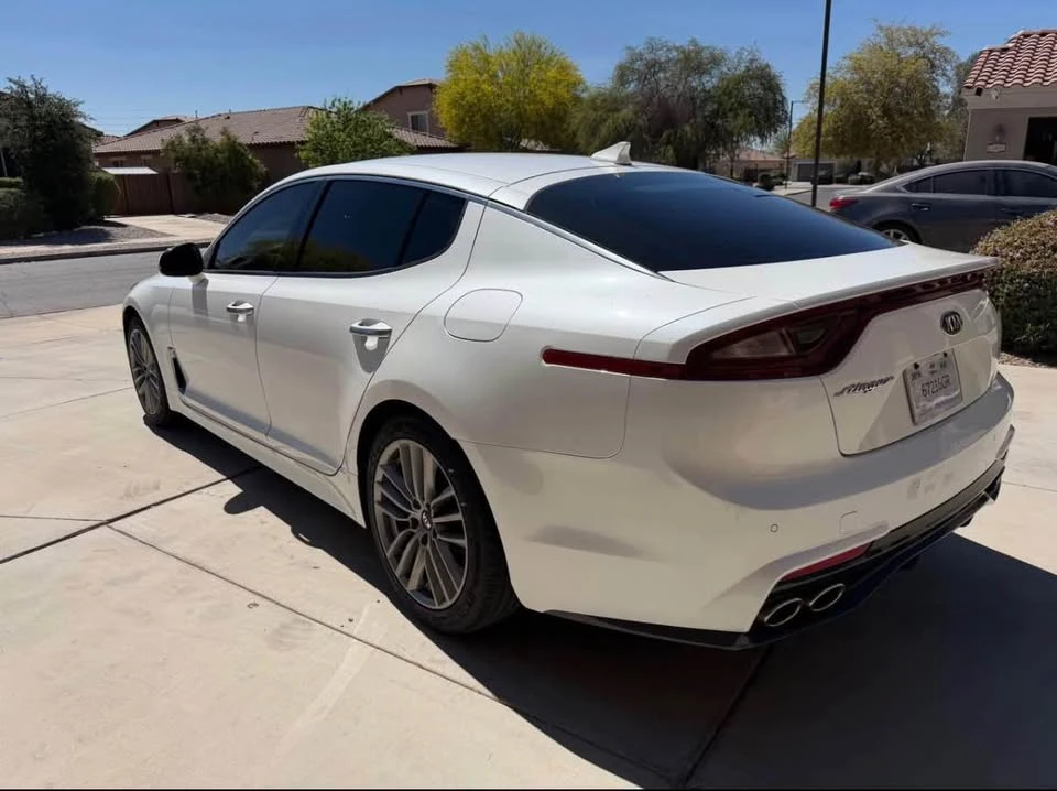 2018 Kia Stinger - Image 3 of 10