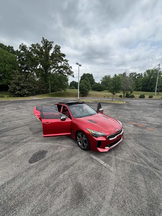 2018 Kia Stinger - Image 9 of 19