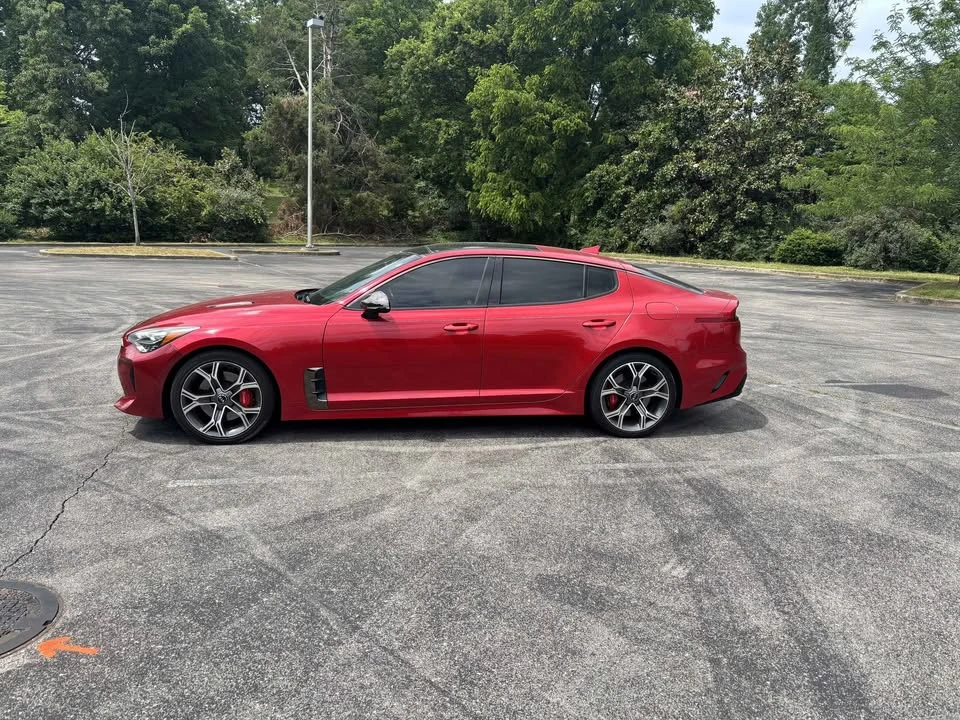 2018 Kia Stinger - Image 2 of 19