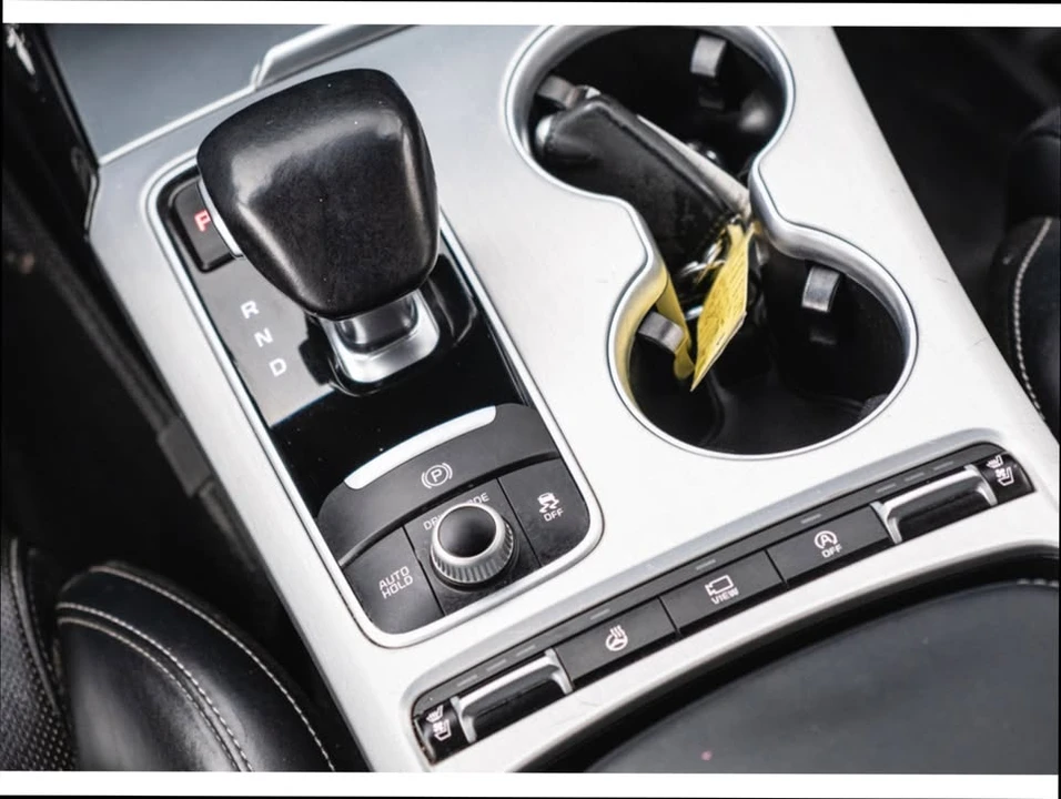 2018 Kia Stinger GT - Image 15 of 15