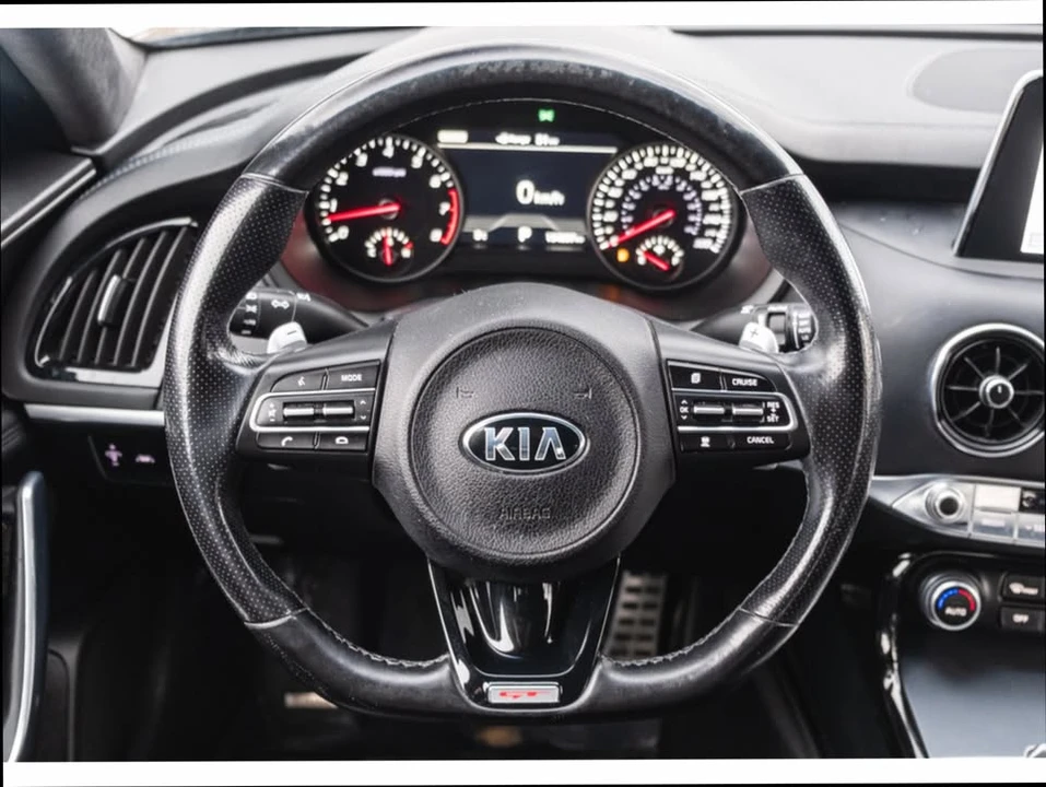 2018 Kia Stinger GT - Image 6 of 15