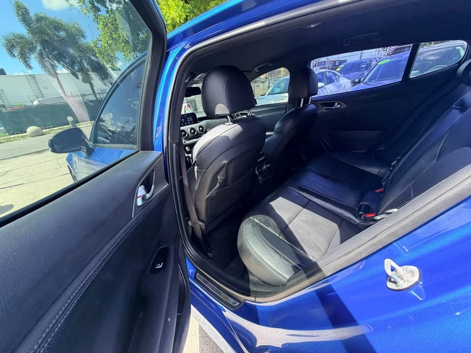 2018 Kia Stinger GT - Image 8 of 11