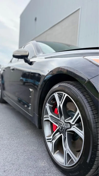 2018 Kia Stinger GT - Image 5 of 10