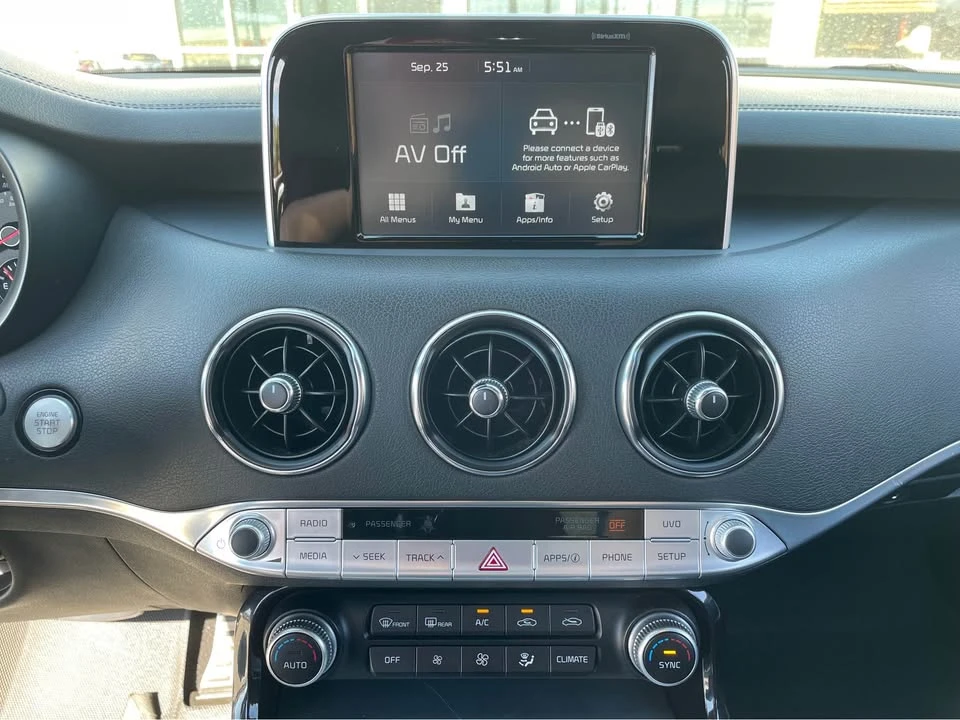 2018 Kia Stinger GT - Image 13 of 17