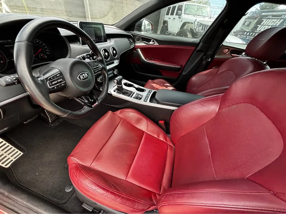 2018 Kia Stinger GT - Image 11 of 14