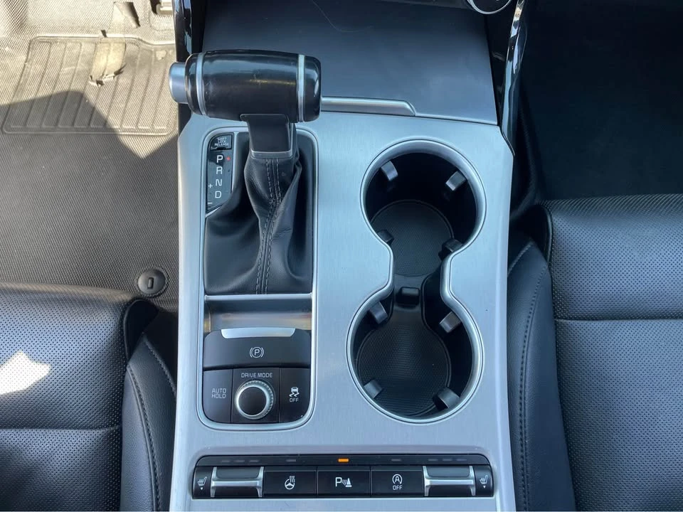 2018 Kia Stinger GT - Image 14 of 17