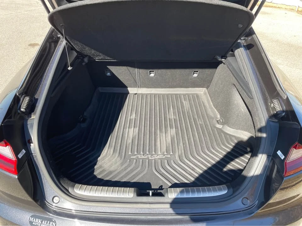 2018 Kia Stinger GT - Image 16 of 17