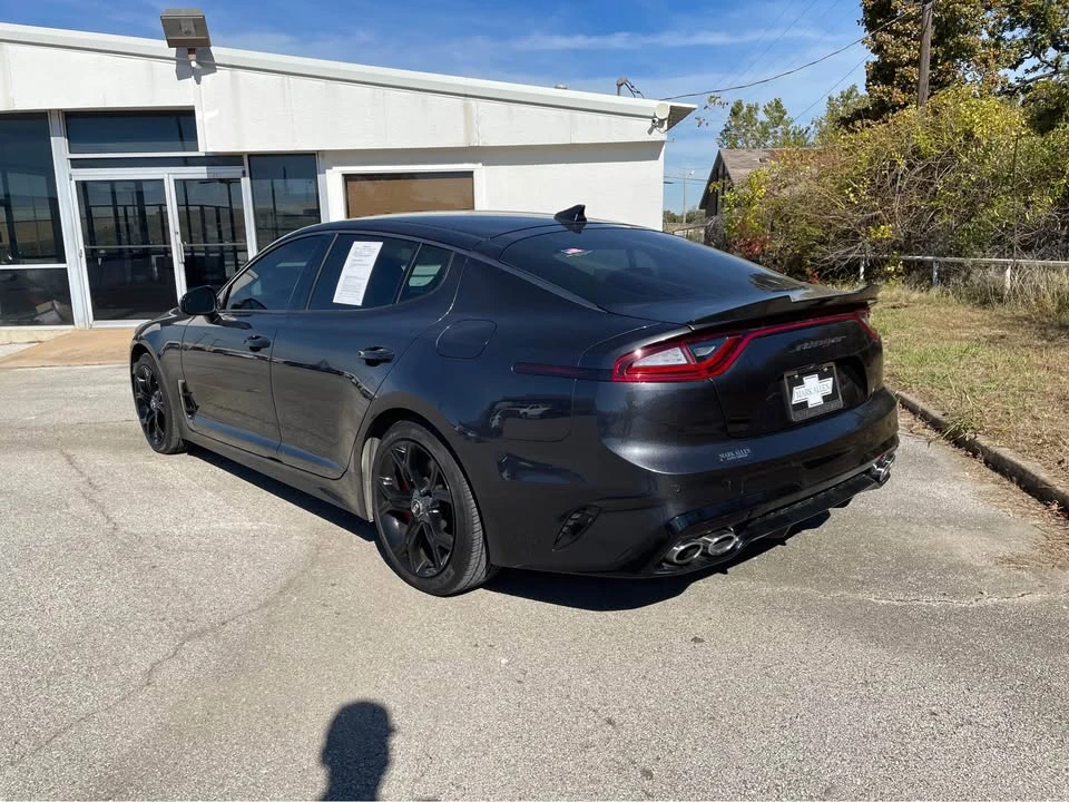 2018 Kia Stinger GT - Image 2 of 17
