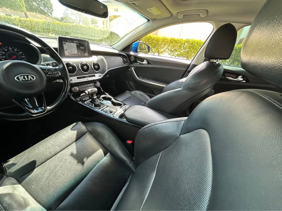 2018 Kia Stinger GT - Image 9 of 13