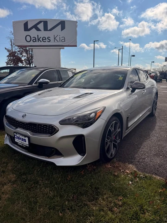 2018 Kia Stinger GT - Image 2 of 7