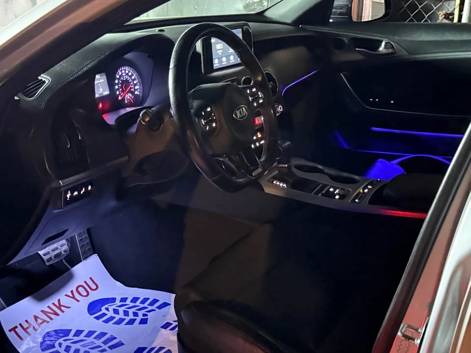 2018 Kia Stinger GT - Image 11 of 12