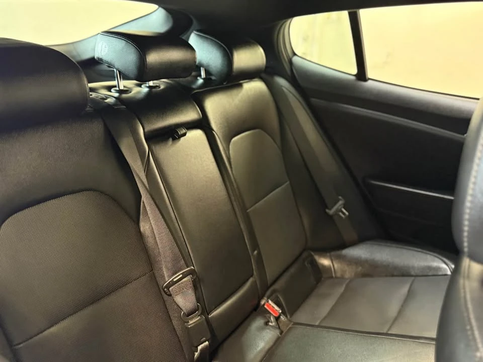 2018 Kia Stinger GT - Image 8 of 12