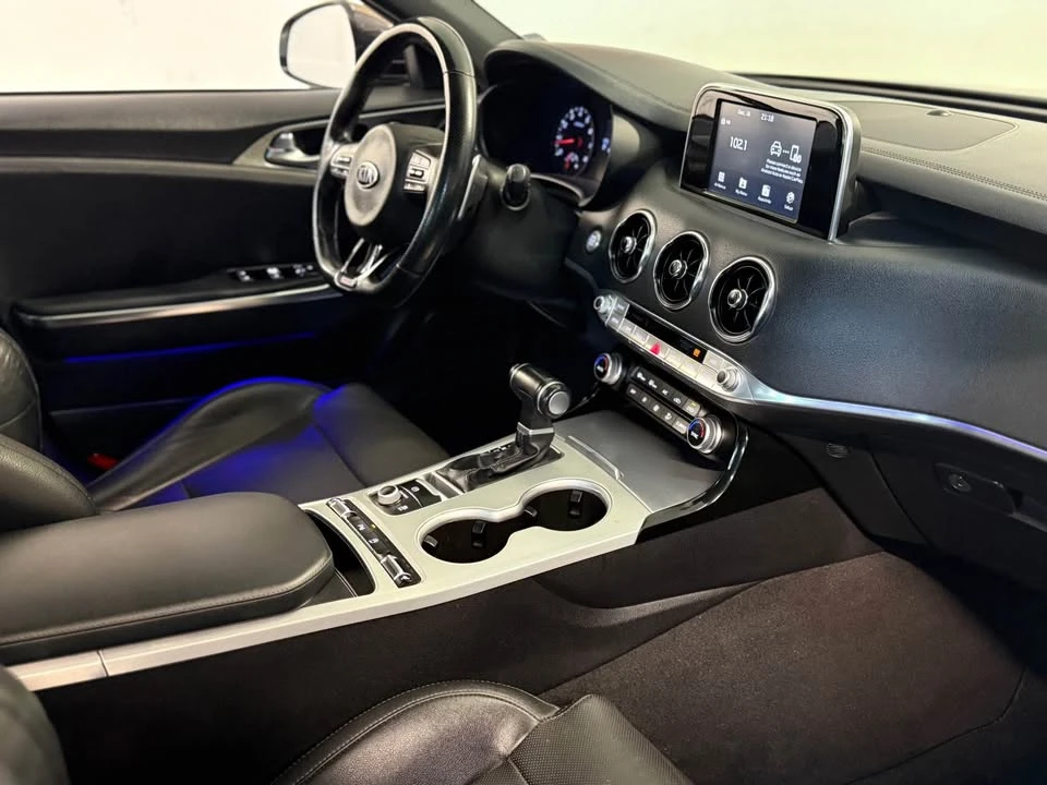 2018 Kia Stinger GT - Image 9 of 12