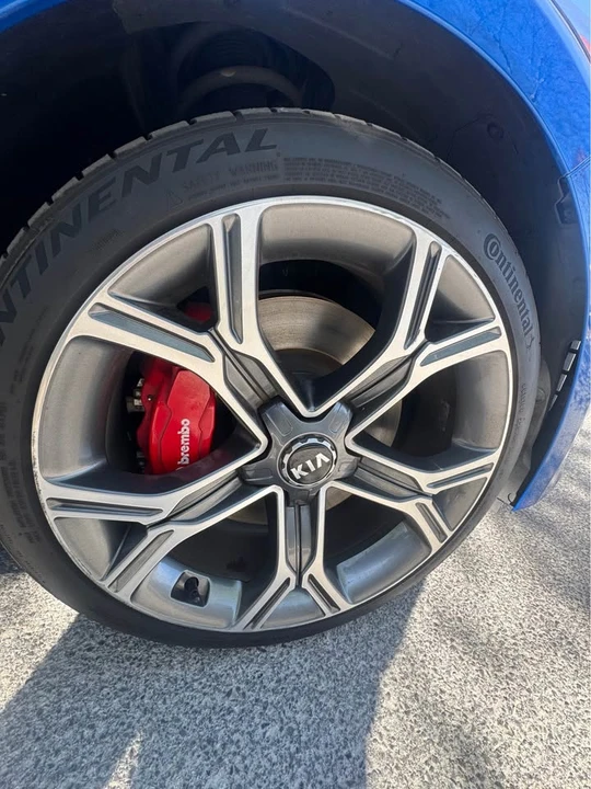2018 Kia Stinger GT - Image 15 of 19