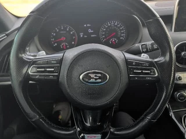 2018 Kia Stinger GT - Image 10 of 13