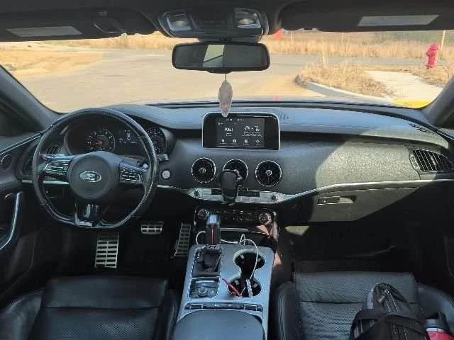 2018 Kia Stinger GT - Image 6 of 13
