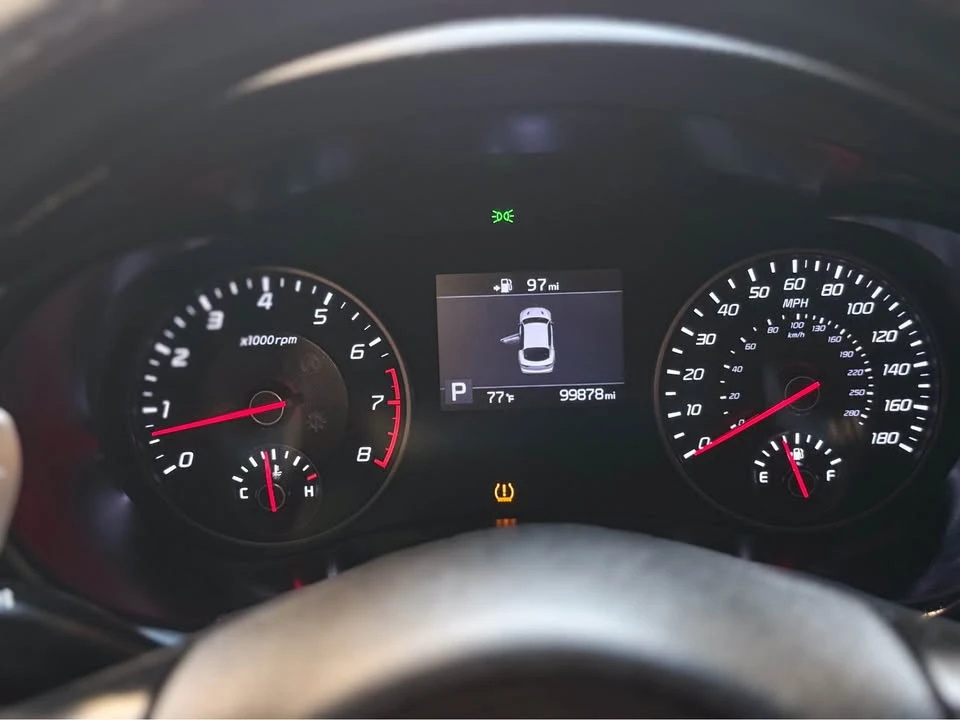 2018 Kia Stinger GT - Image 15 of 18