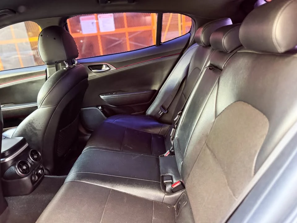 2018 Kia Stinger GT - Image 11 of 18