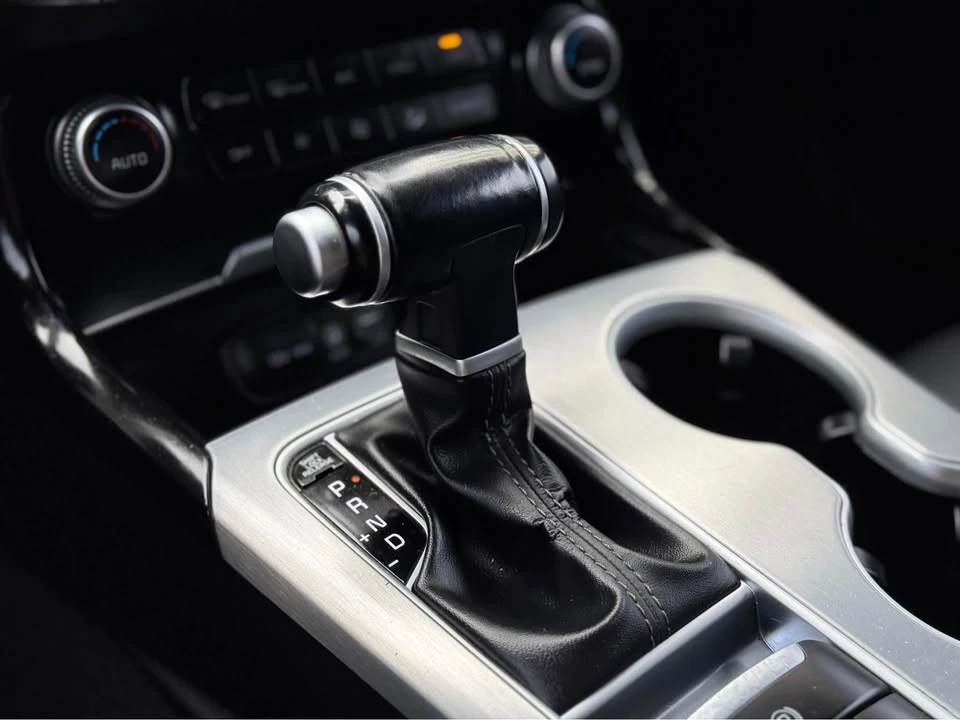 2018 Kia Stinger GT - Image 15 of 20