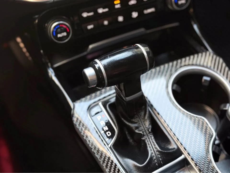 2018 Kia Stinger GT - Image 14 of 18