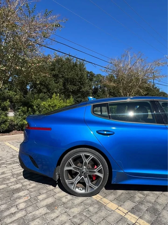 2018 Kia Stinger GT - Image 2 of 13