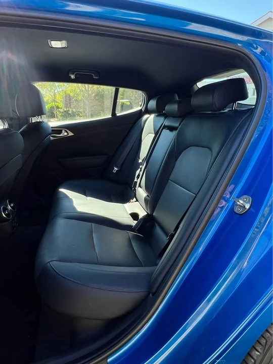 2018 Kia Stinger GT - Image 11 of 13
