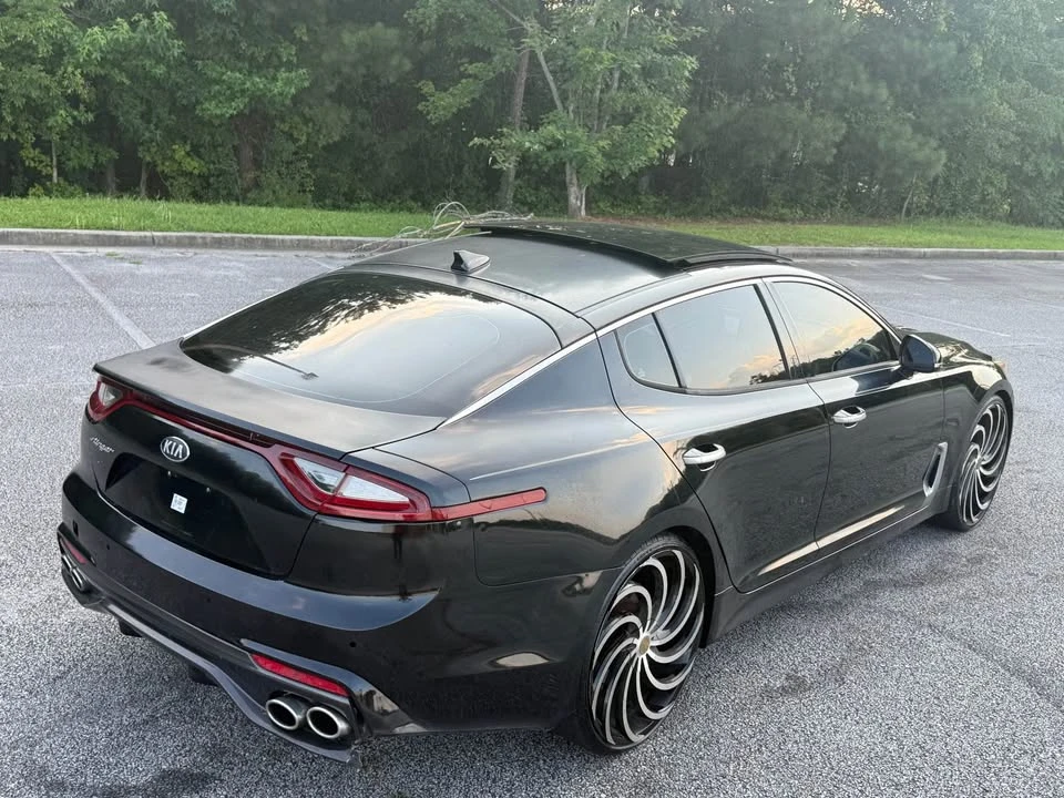 2018 Kia Stinger GT - Image 2 of 15