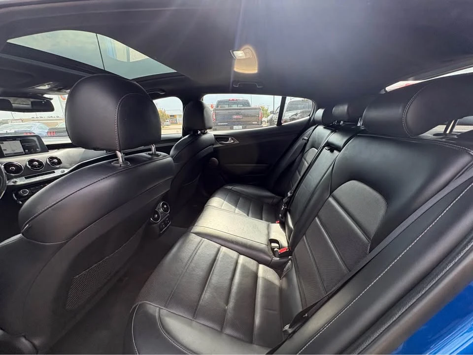 2018 Kia Stinger GT - Image 10 of 11