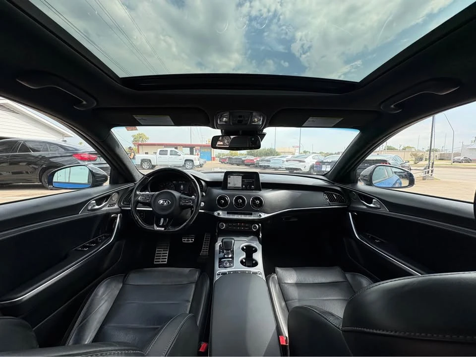 2018 Kia Stinger GT - Image 9 of 11