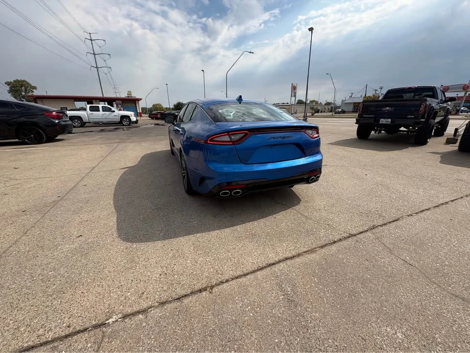 2018 Kia Stinger GT - Image 7 of 11