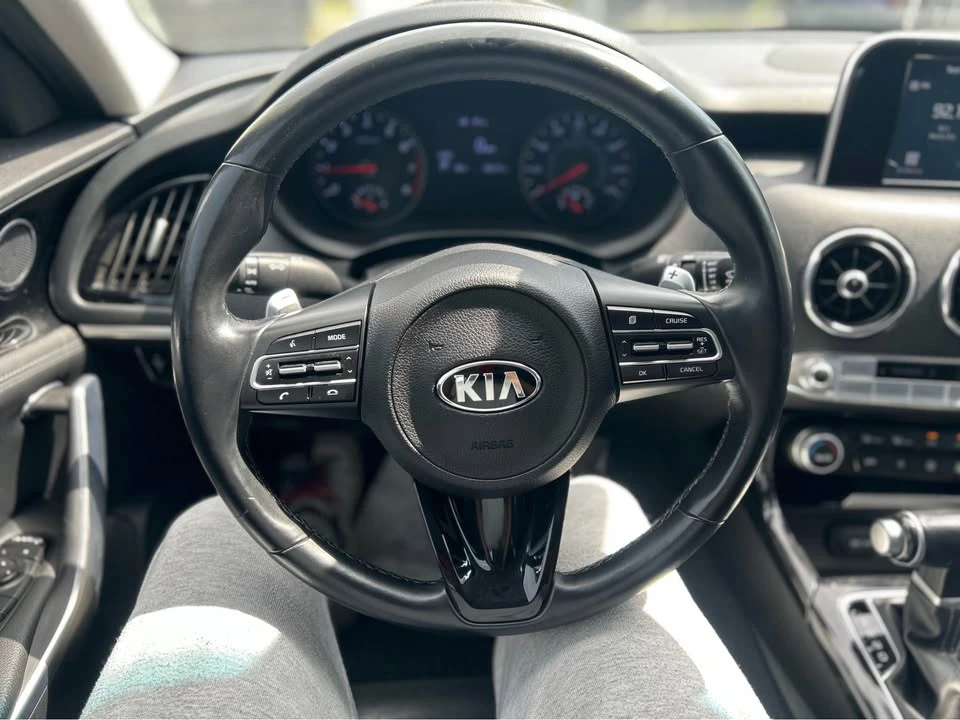 2018 Kia Stinger GT - Image 7 of 11