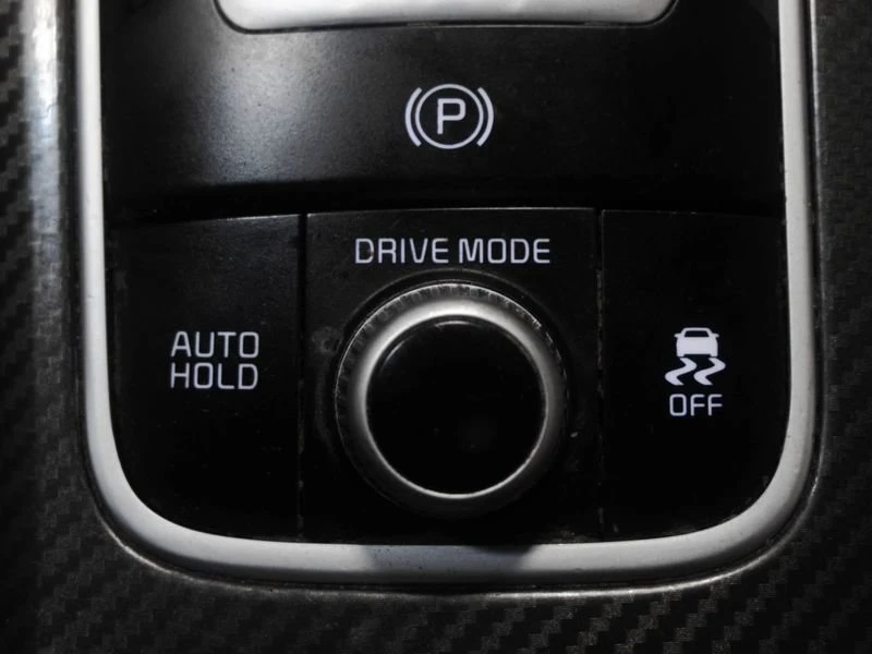 2018 Kia Stinger GT - Image 15 of 20