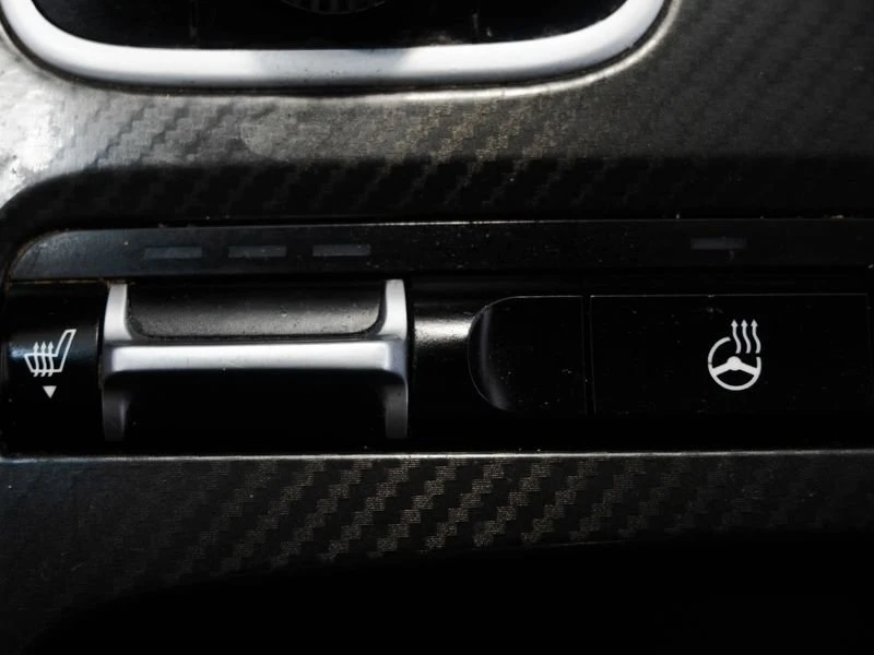 2018 Kia Stinger GT - Image 16 of 20