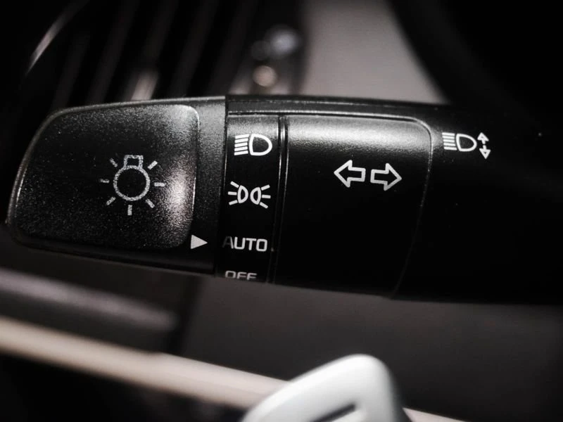 2018 Kia Stinger GT - Image 18 of 20