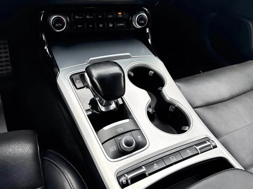 2018 Kia Stinger GT - Image 9 of 10