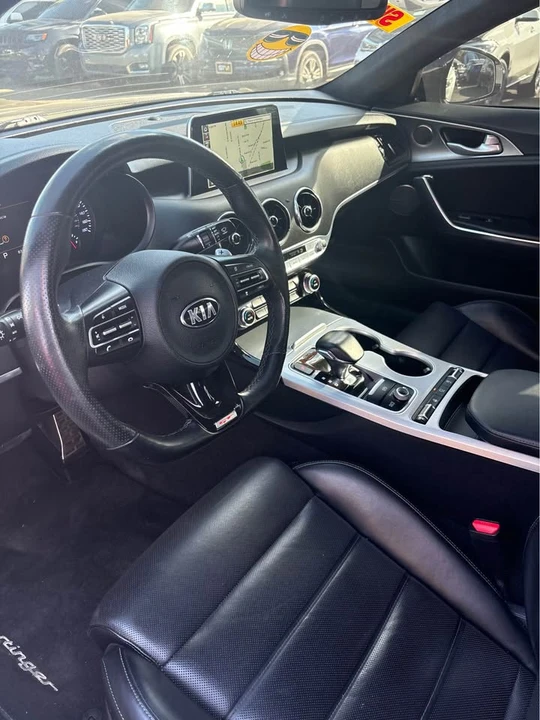 2018 Kia Stinger - Image 6 of 7