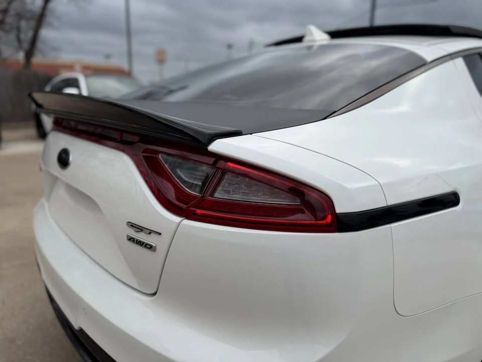 2018 Kia Stinger GT - Image 17 of 20