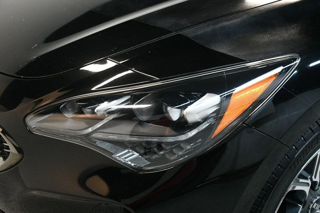 2018 Kia Stinger GT - Image 8 of 12