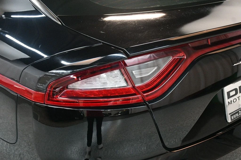 2018 Kia Stinger GT - Image 11 of 12